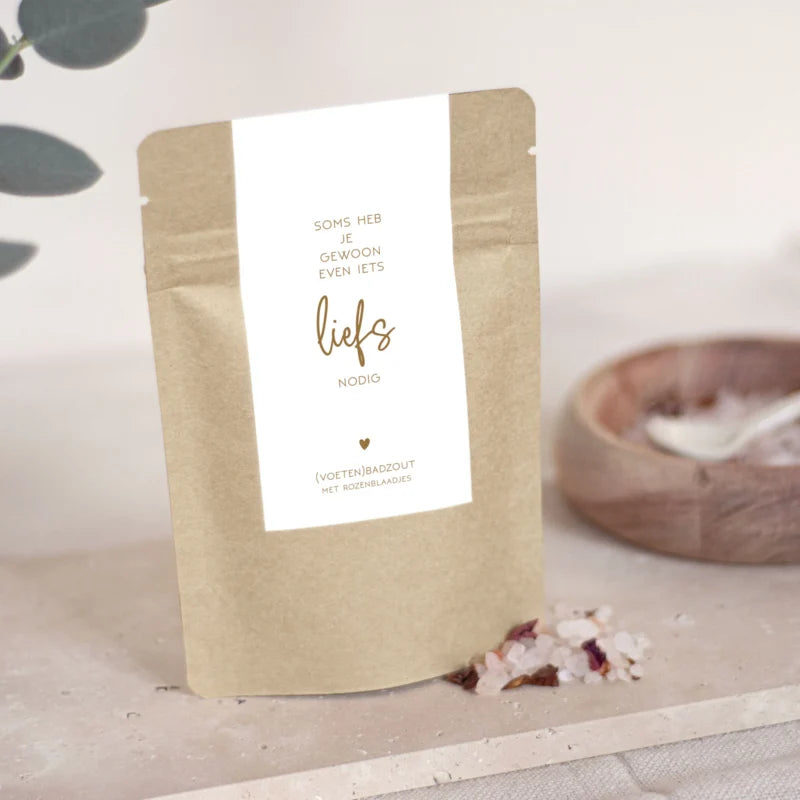 Ontspan moment | Cadeaupakket (S) met badzout, fleskandelaar & swirl dinerkaarsen